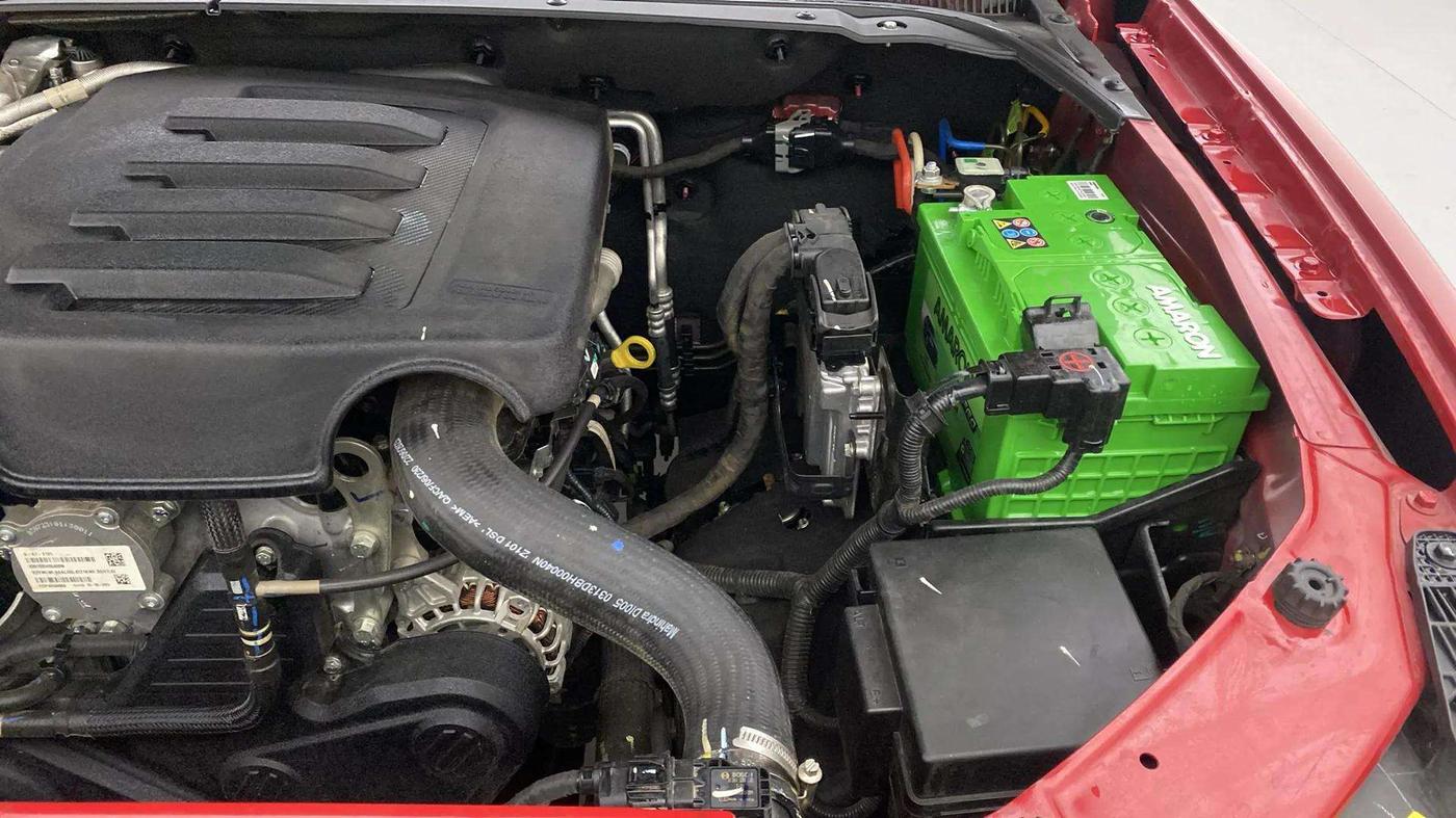 2023 Mahindra SCORPIO-N Z6 DIESEL AT 2WD 7 STR, Diesel, Automatic, 15,479 km, Engine View - Left