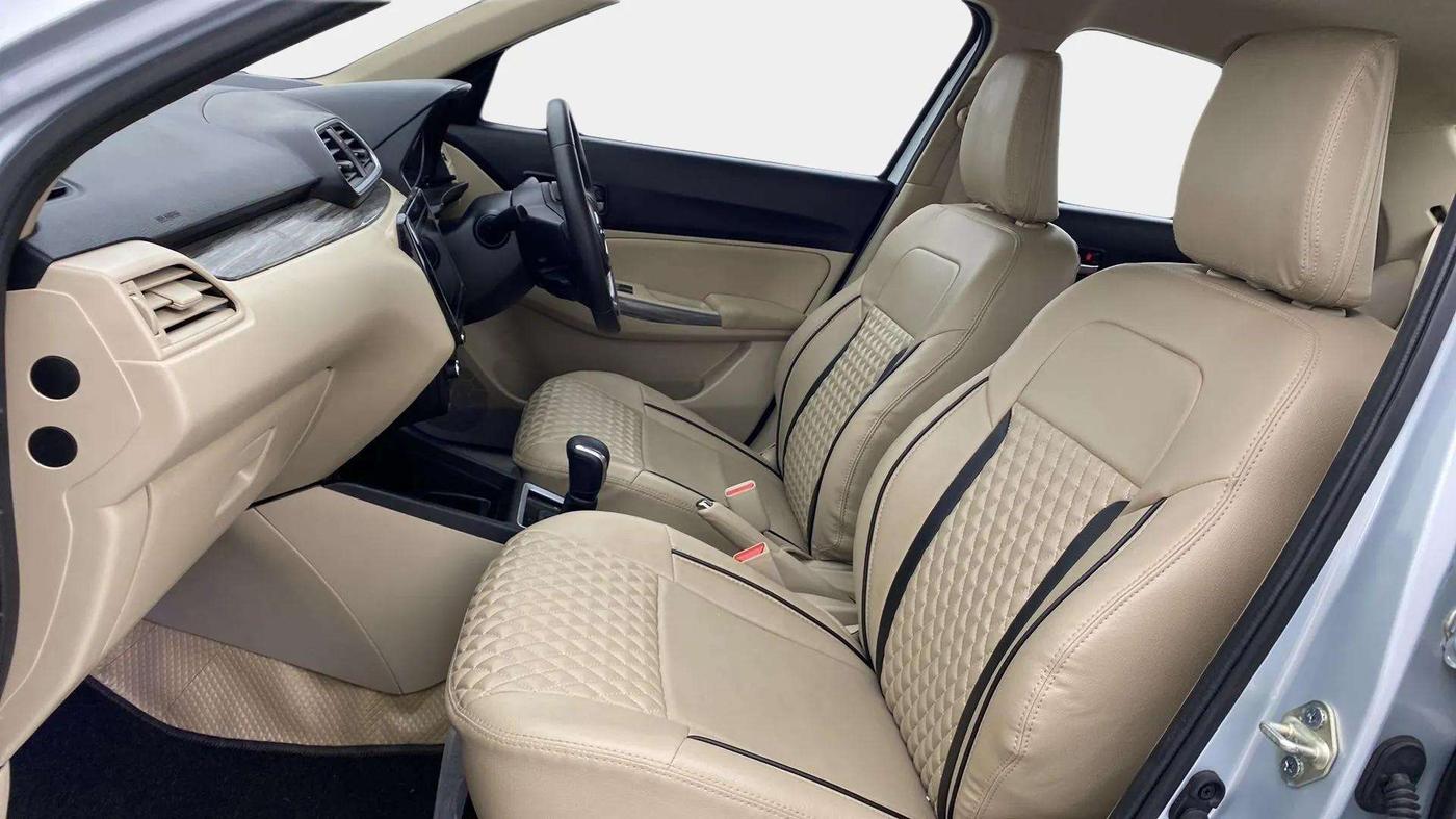 2024 Maruti Dzire ZXi AMT, Petrol, Automatic, 12,925 km, Right Side Front Door Cabin