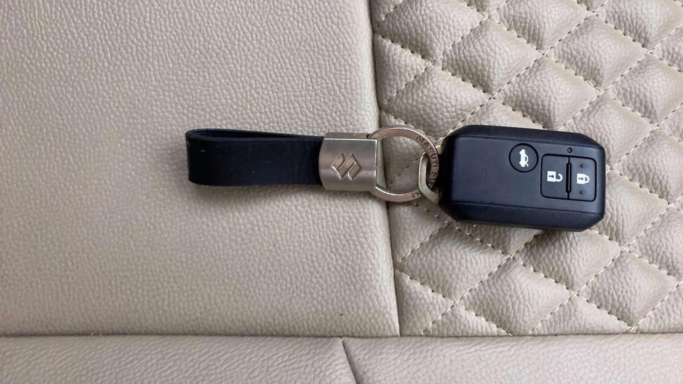 2024 Maruti Dzire ZXi AMT, Petrol, Automatic, 12,925 km, Key Close Up
