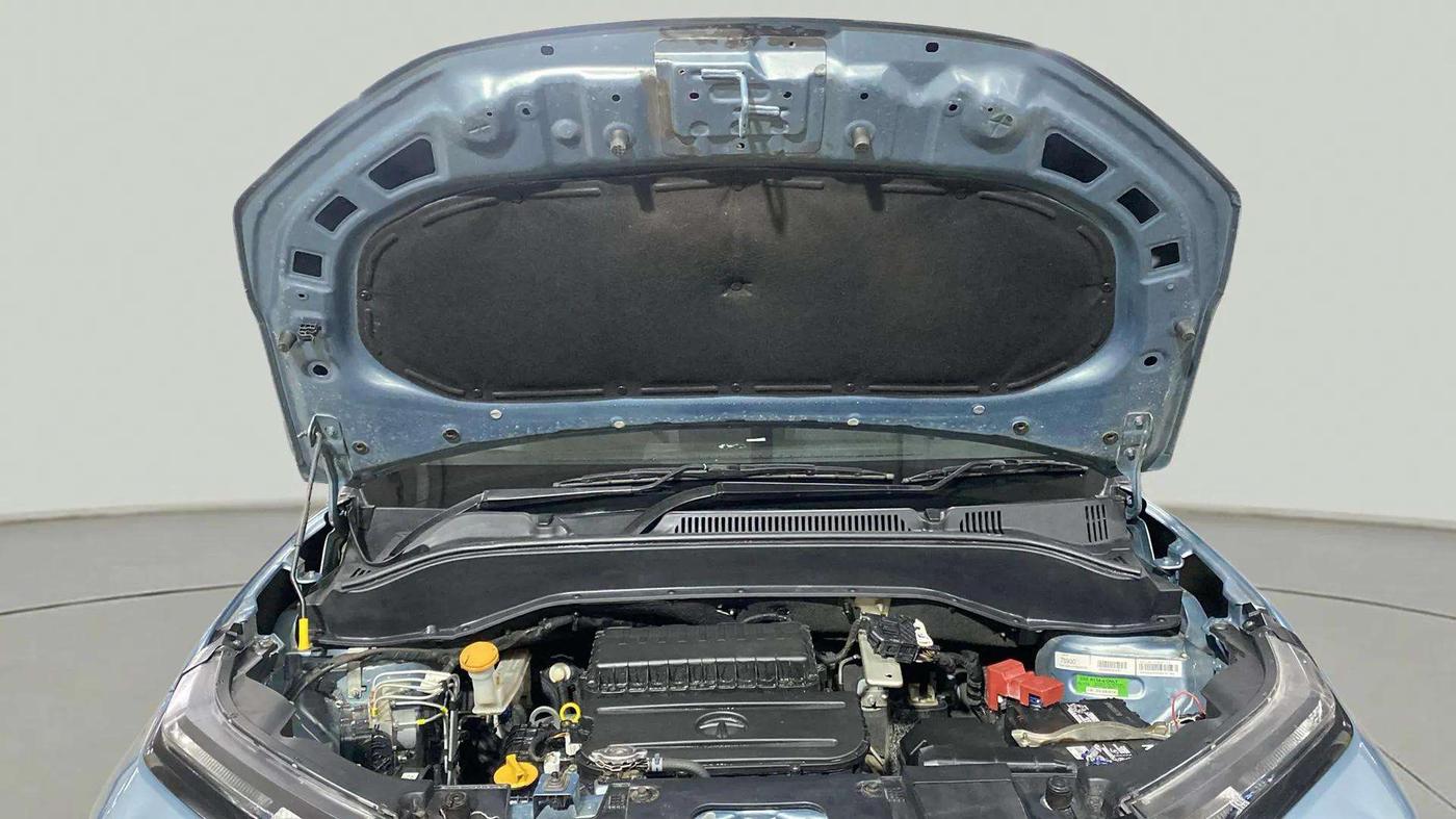 2022 Tata PUNCH ADVENTURE MT, Petrol, Manual, 19,006 km, Open Bonet
