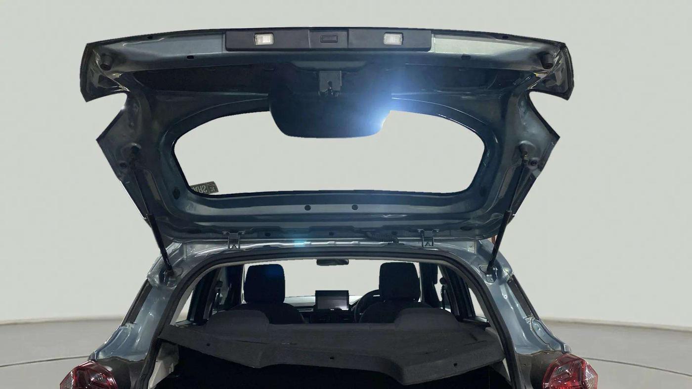 2022 Tata PUNCH ADVENTURE MT, Petrol, Manual, 19,006 km, Boot Door Open