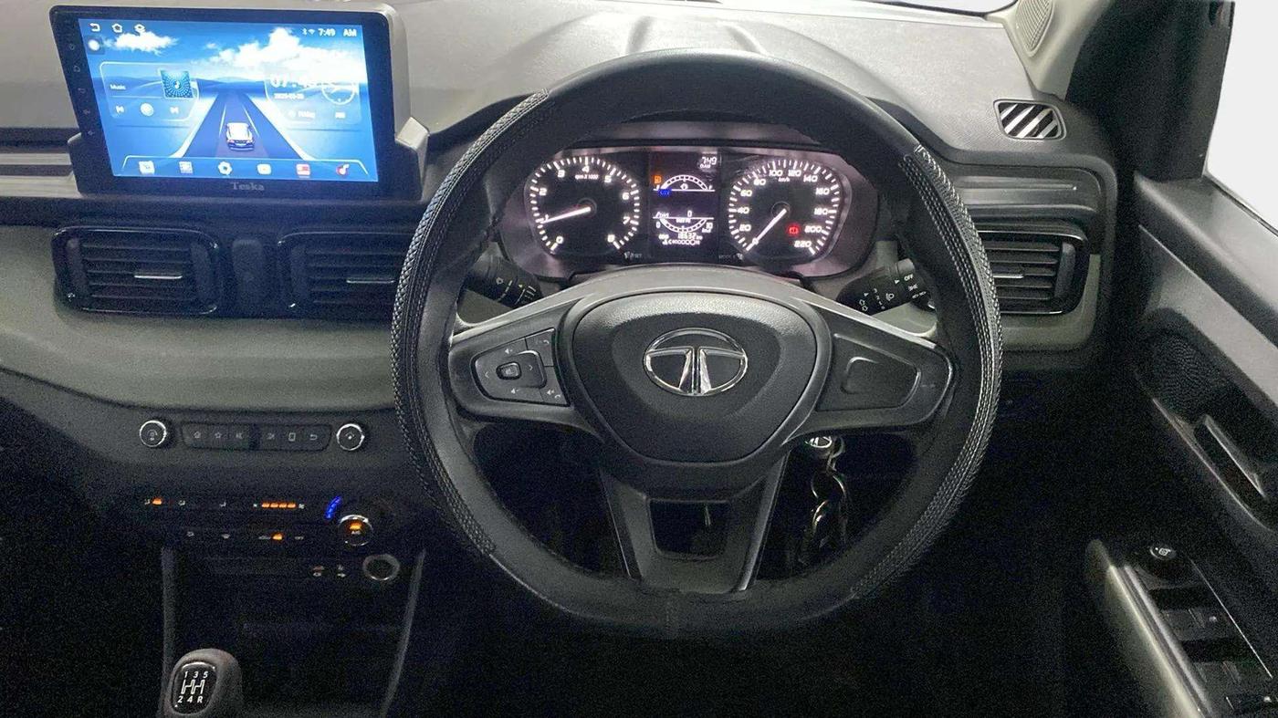 2022 Tata PUNCH ADVENTURE MT, Petrol, Manual, 19,006 km, Steering Wheel Close Up