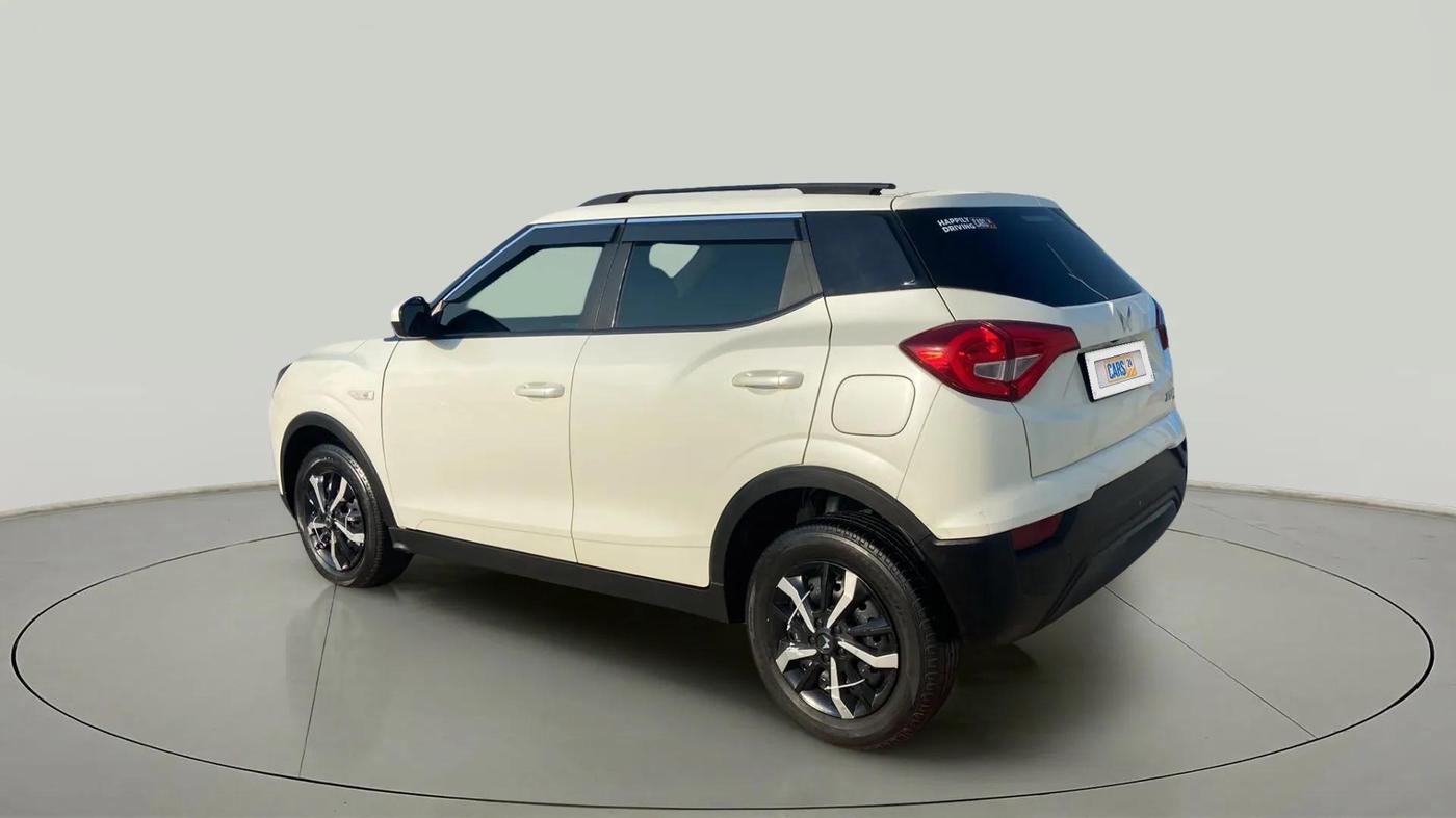 2023 Mahindra XUV300 W4 1.5 DIESEL, Diesel, Manual, 34,509 km, Left Back Diagonal