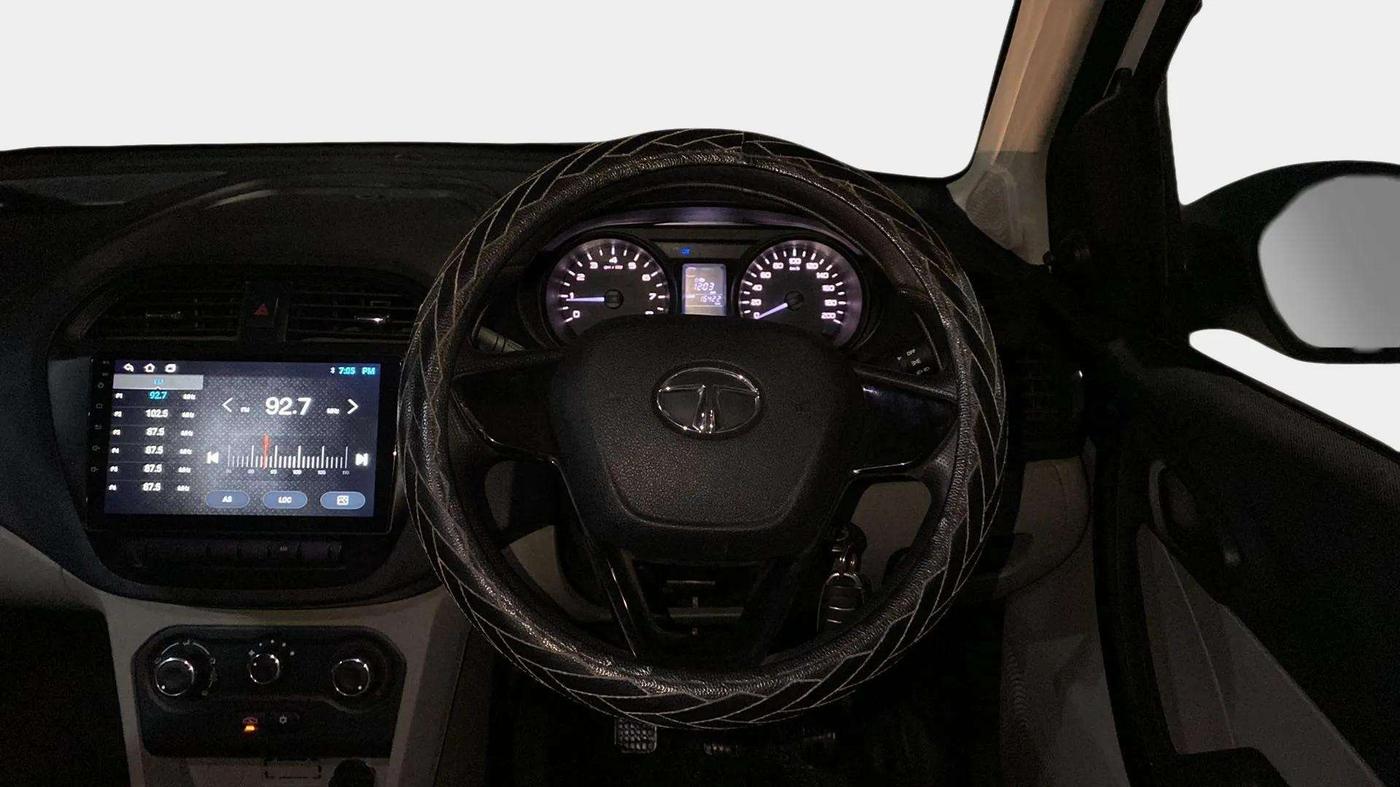 2018 Tata Tiago XM PETROL, Petrol, Manual, 16,421 km, Steering Wheel Close Up