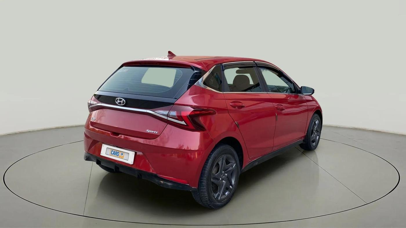 2021 Hyundai NEW I20 SPORTZ 1.2 MT, Petrol, Manual, 31,326 km, Right Back Diagonal