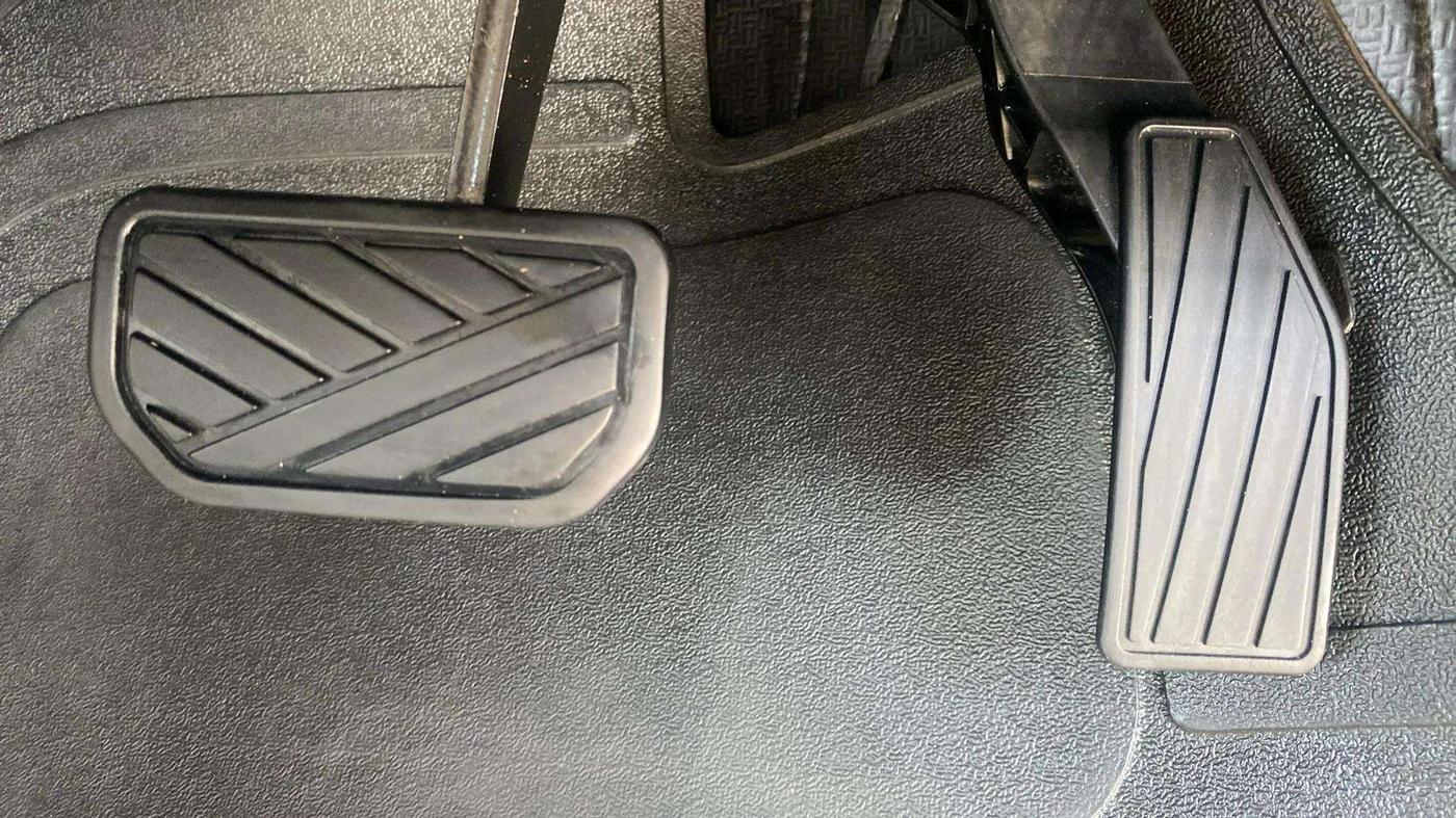 2020 Maruti S PRESSO VXI (O) AMT, Petrol, Automatic, 98,206 km, Pedals