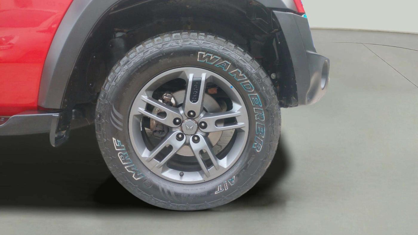 2022 Mahindra Thar LX D 4*4 MT HT, Diesel, Manual, 25,655 km, Right Front Wheel