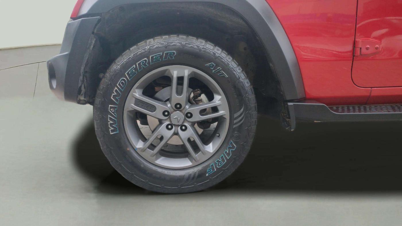 2022 Mahindra Thar LX D 4*4 MT HT, Diesel, Manual, 25,655 km, Left Front Wheel