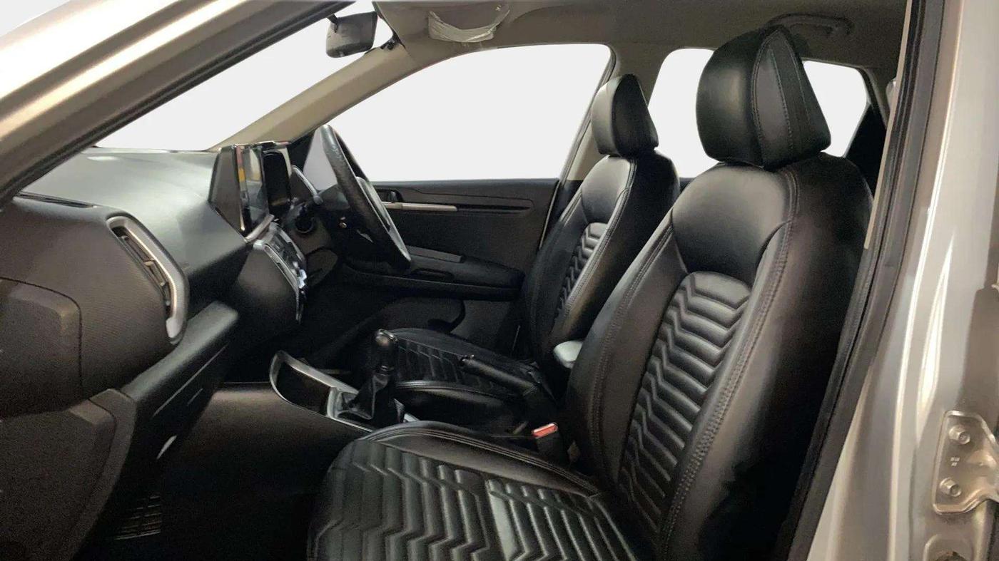 2024 KIA SONET HTE 1.2, Petrol, Manual, 17,211 km, Right Side Front Door Cabin