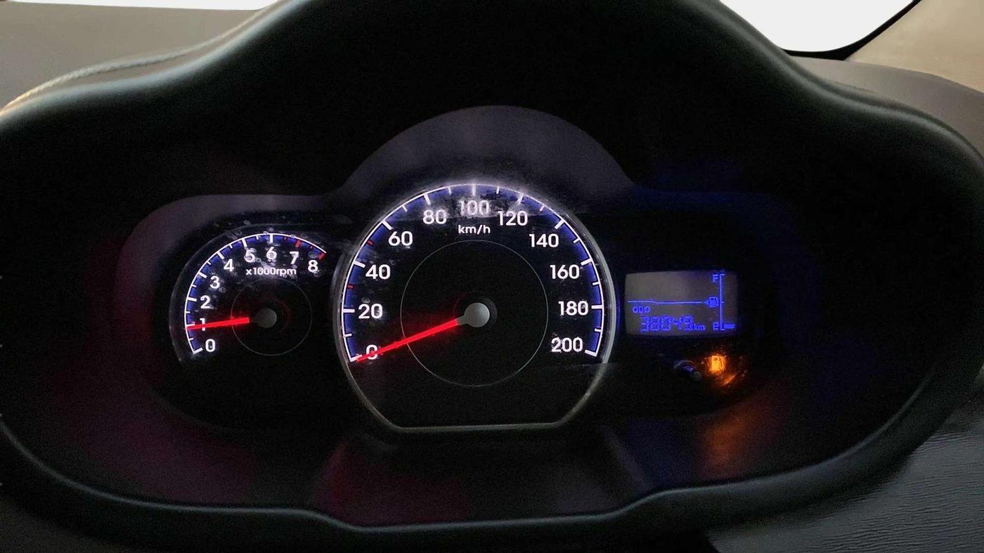 2013 Hyundai i10 MAGNA 1.2, Petrol, Manual, 38,137 km, Odometer Image