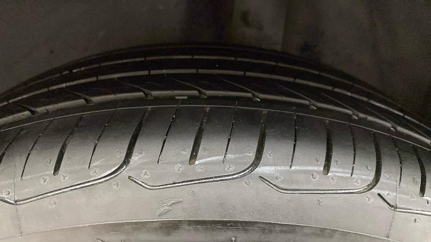2019 Ford Ecosport TITANIUM 1.5L PETROL, Petrol, Manual, 24,411 km, Right Rear Tyre Tread