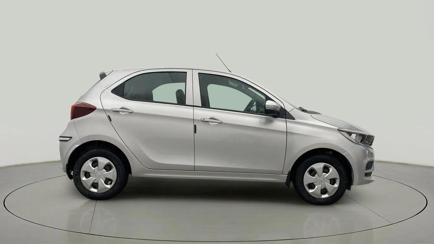 2020 Tata Tiago XT PETROL, Petrol, Manual, 2,177 km, Right Side View