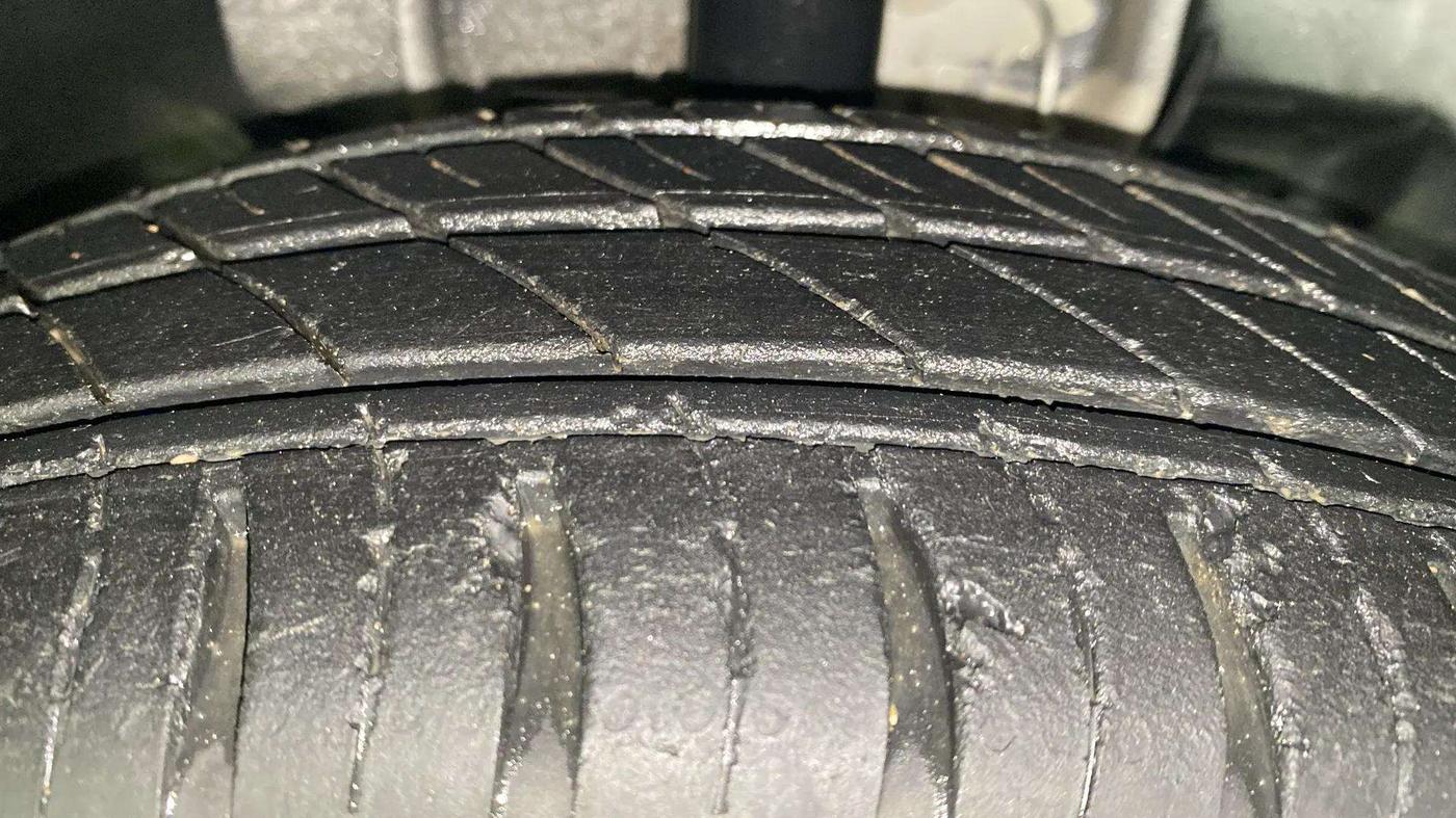 2020 Tata Tiago XT PETROL, Petrol, Manual, 2,177 km, Right Front Tyre Tread
