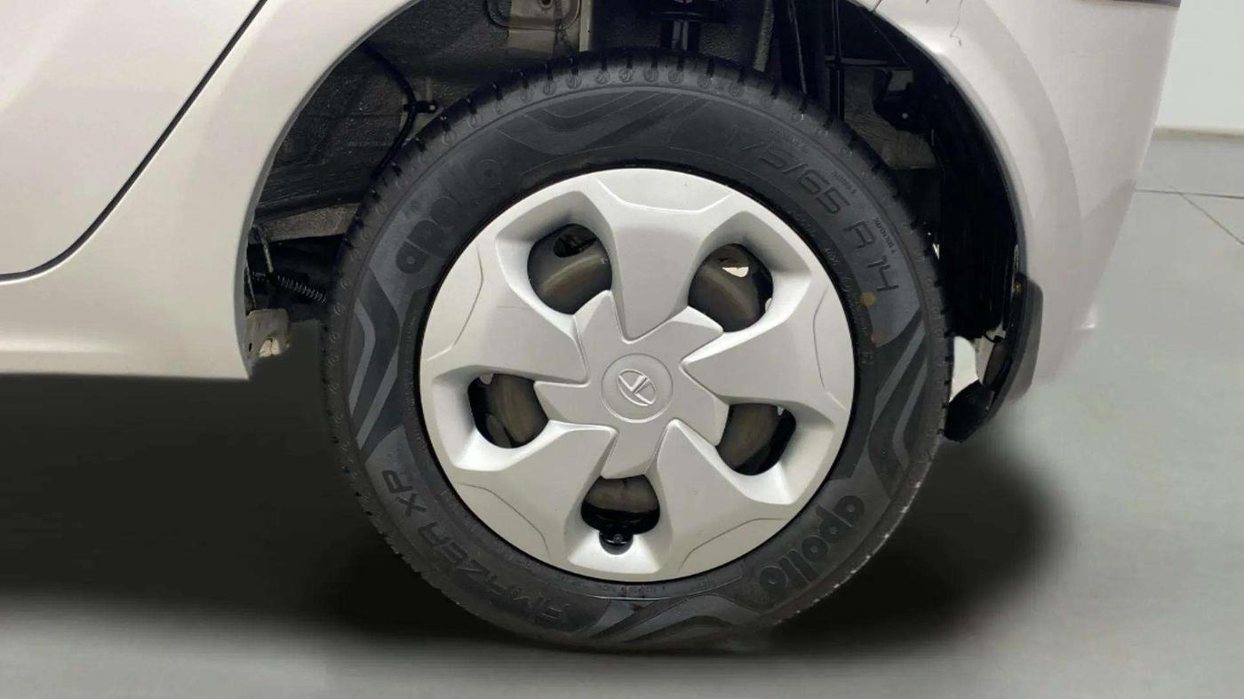 2020 Tata Tiago XT PETROL, Petrol, Manual, 2,177 km, Left Rear Wheel