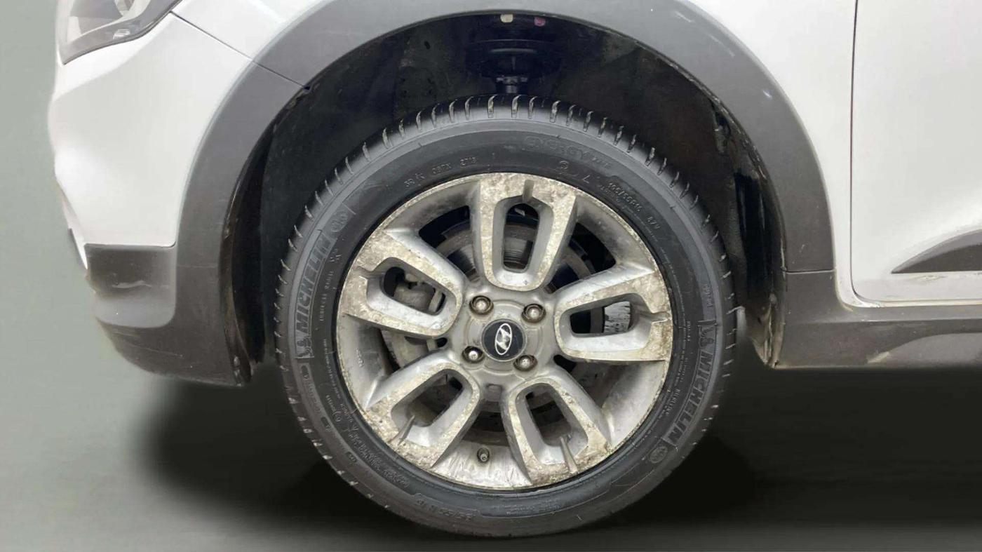 2016 Hyundai i20 Active 1.2 S, Petrol, Manual, 74,542 km, Left Front Wheel