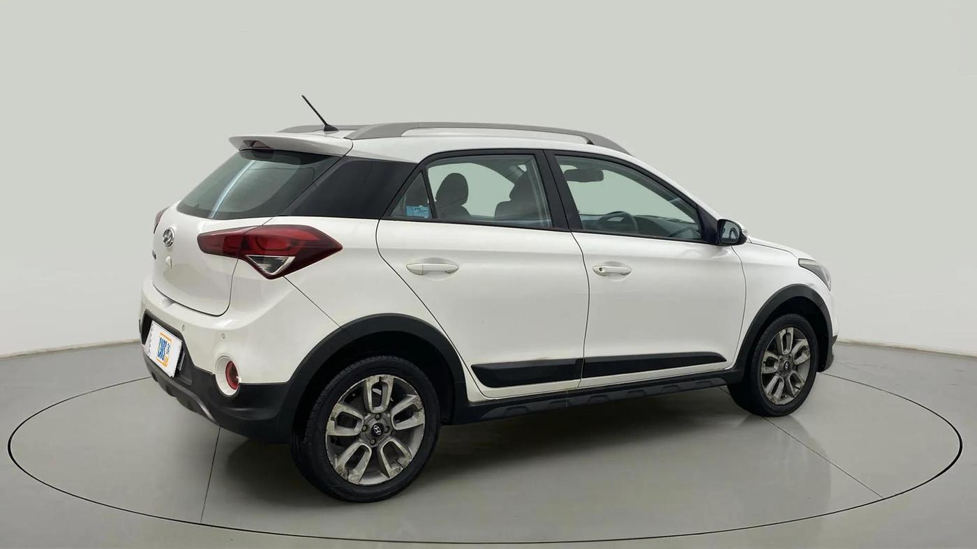 2016 Hyundai i20 Active 1.2 S, Petrol, Manual, 74,542 km, Right Back Diagonal