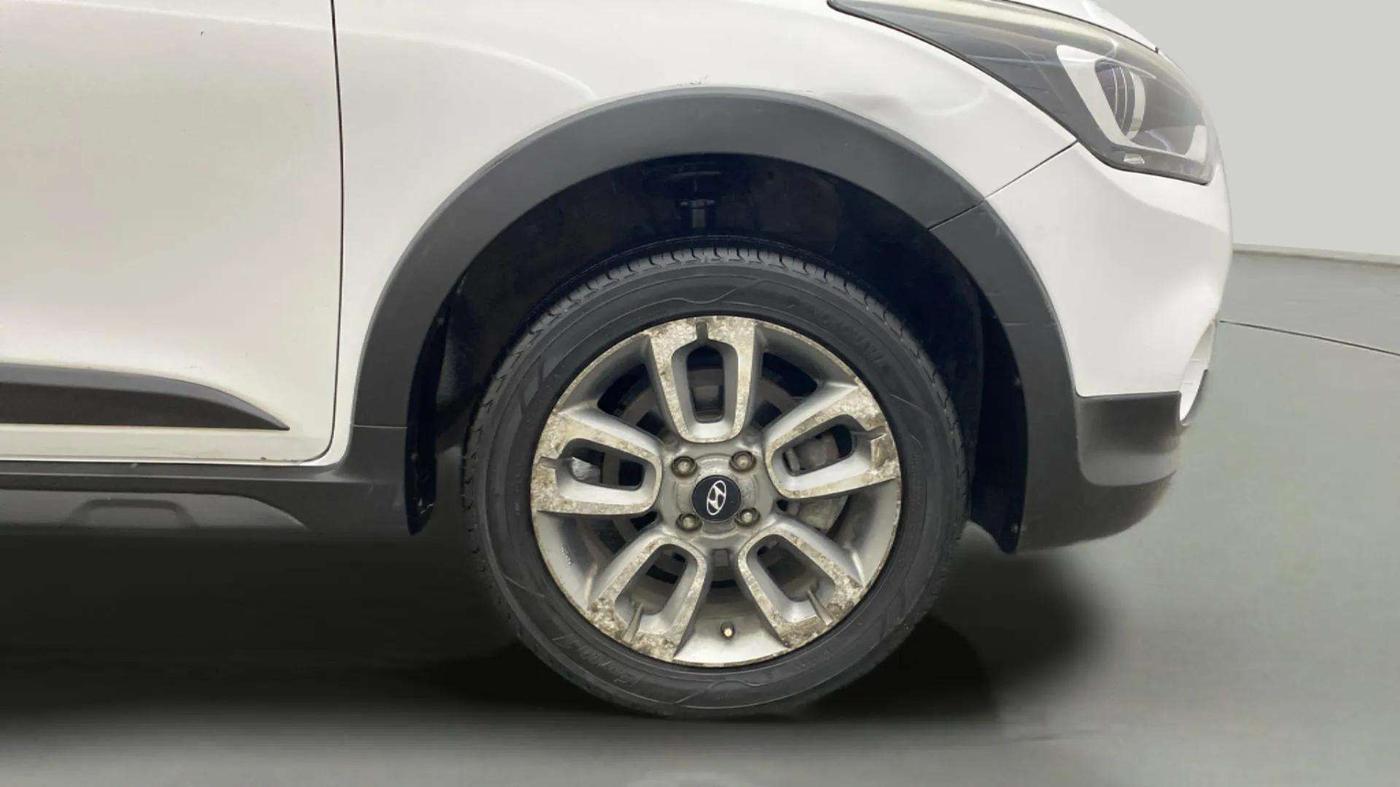 2016 Hyundai i20 Active 1.2 S, Petrol, Manual, 74,542 km, Right Front Wheel