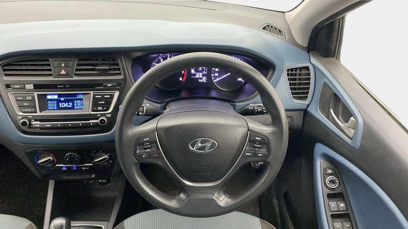 2016 Hyundai i20 Active 1.2 S, Petrol, Manual, 74,542 km, Steering Wheel Close Up