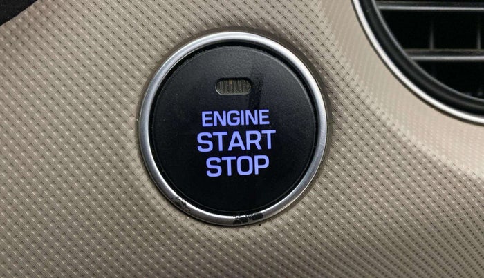 2017 Hyundai Grand i10 ASTA 1.2 KAPPA VTVT, Petrol, Manual, 37,397 km, Keyless Start/ Stop Button