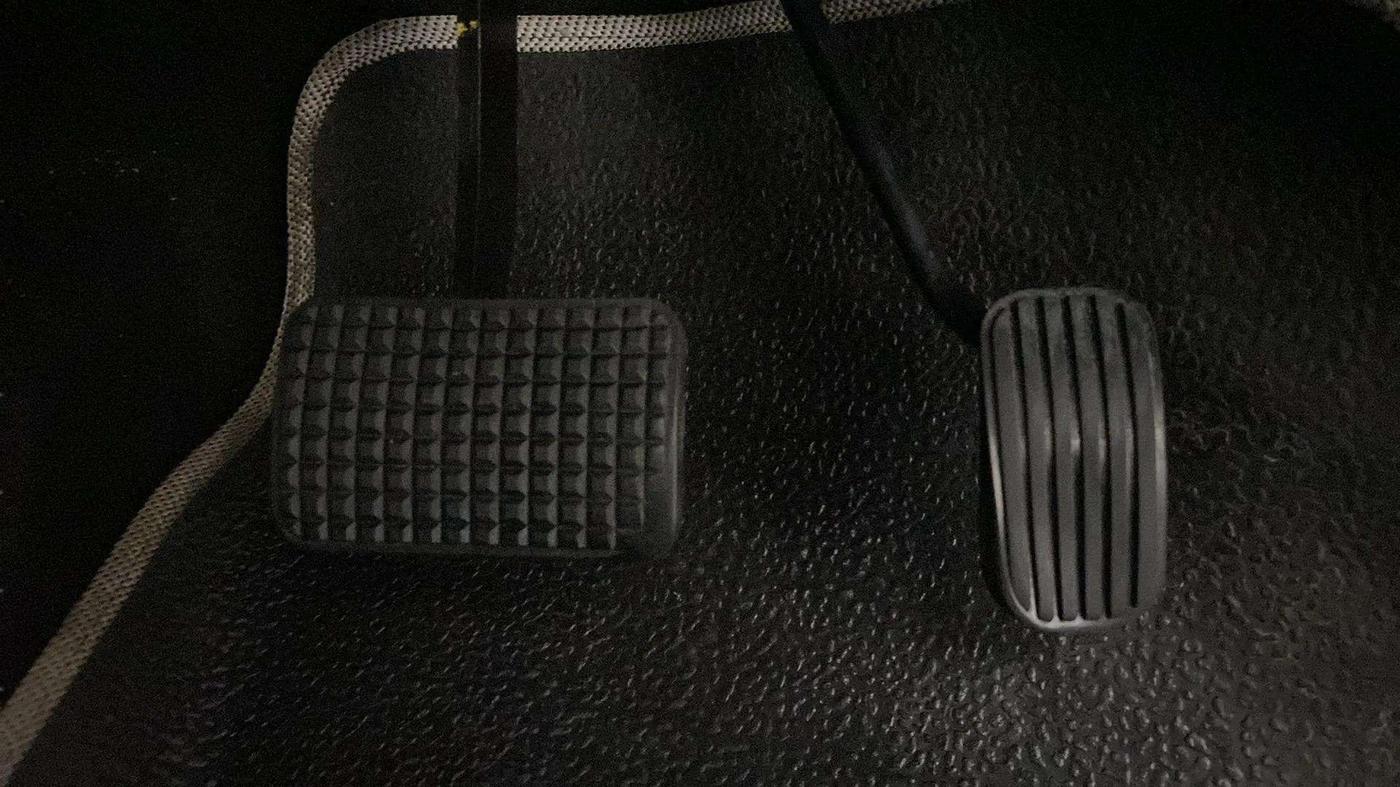 2018 Tata Tiago XZA PETROL, Petrol, Automatic, 67,412 km, Pedals