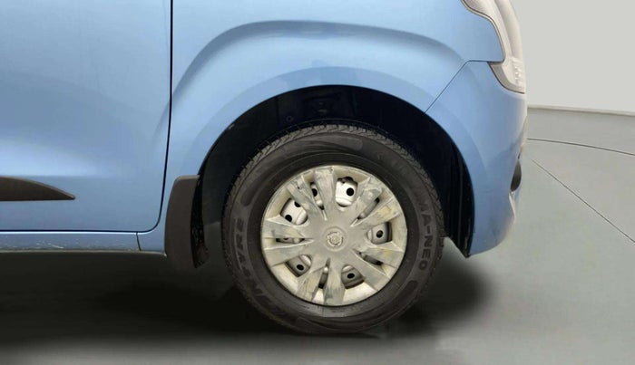 2021 Maruti New Wagon-R LXI CNG (O) 1.0, CNG, Manual, 32,659 km, Right Front Wheel