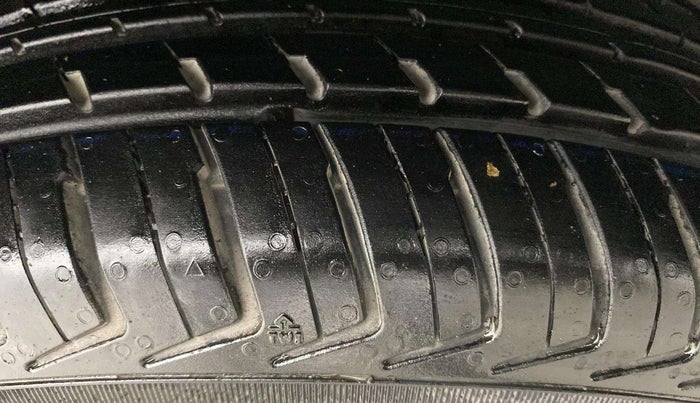 2021 Maruti New Wagon-R LXI CNG (O) 1.0, CNG, Manual, 32,659 km, Left Front Tyre Tread