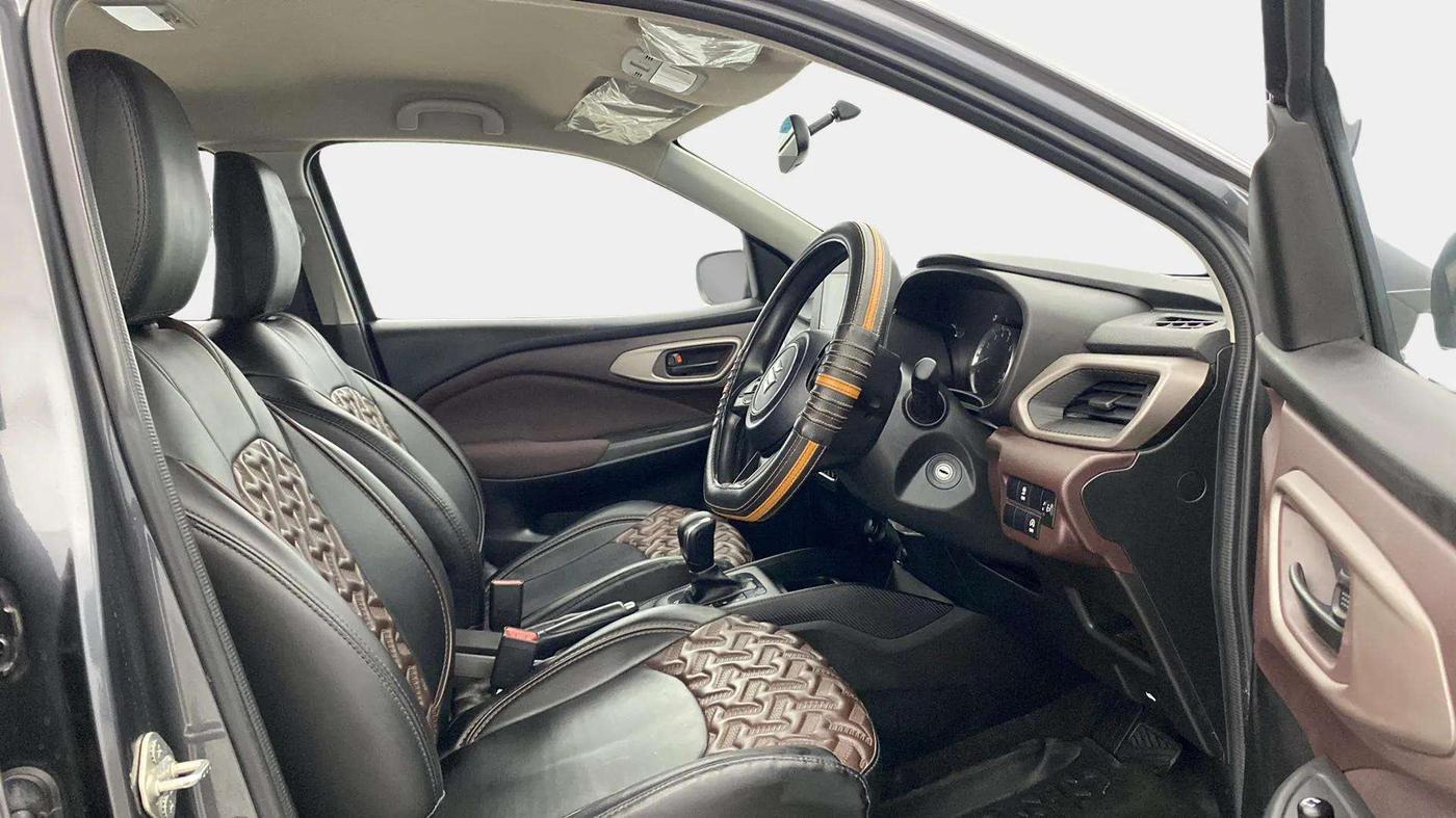 2024 Maruti FRONX DELTA PLUS 1.2L AGS, Petrol, Automatic, 12,396 km, Right Side Front Door Cabin