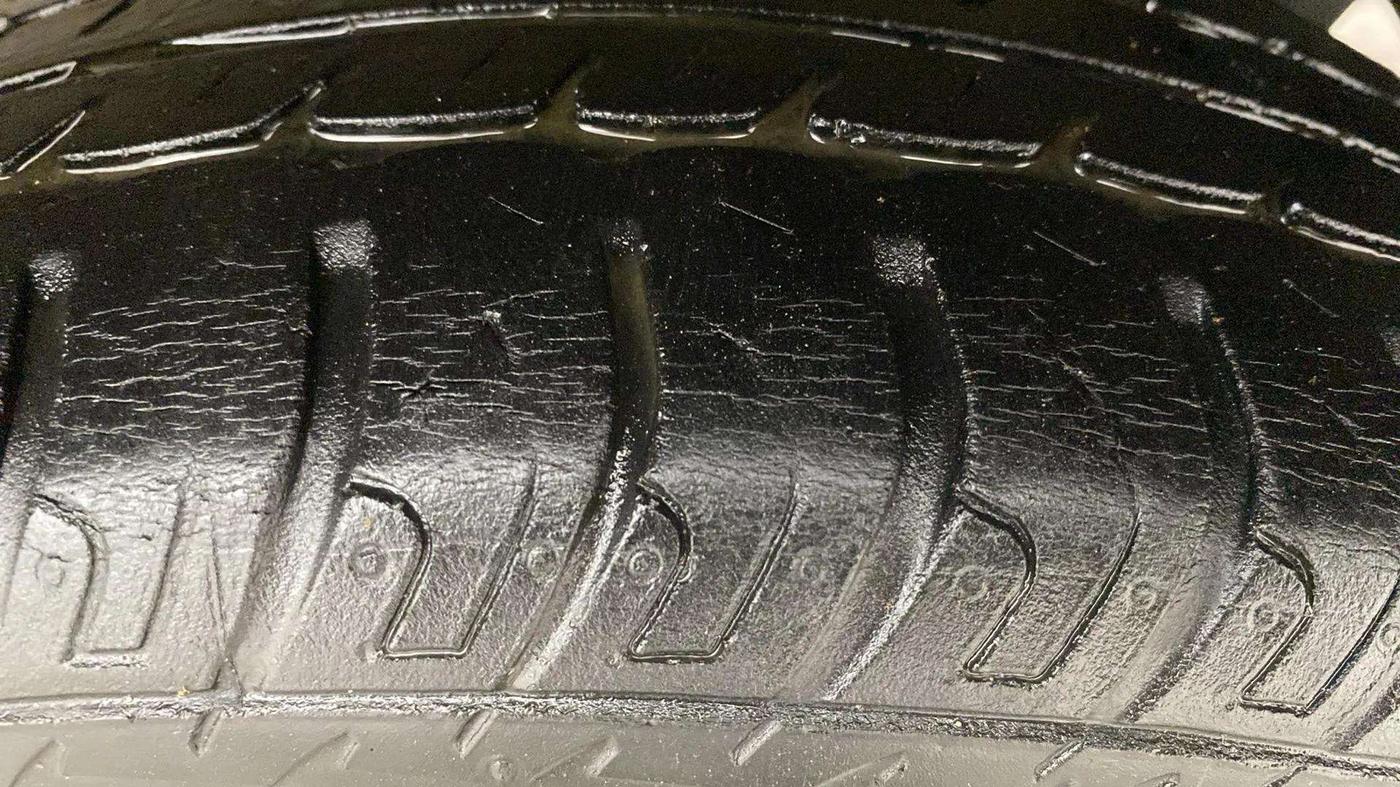 2015 Maruti Wagon R 1.0 VXI, Petrol, Manual, 53,176 km, Left Rear Tyre Tread