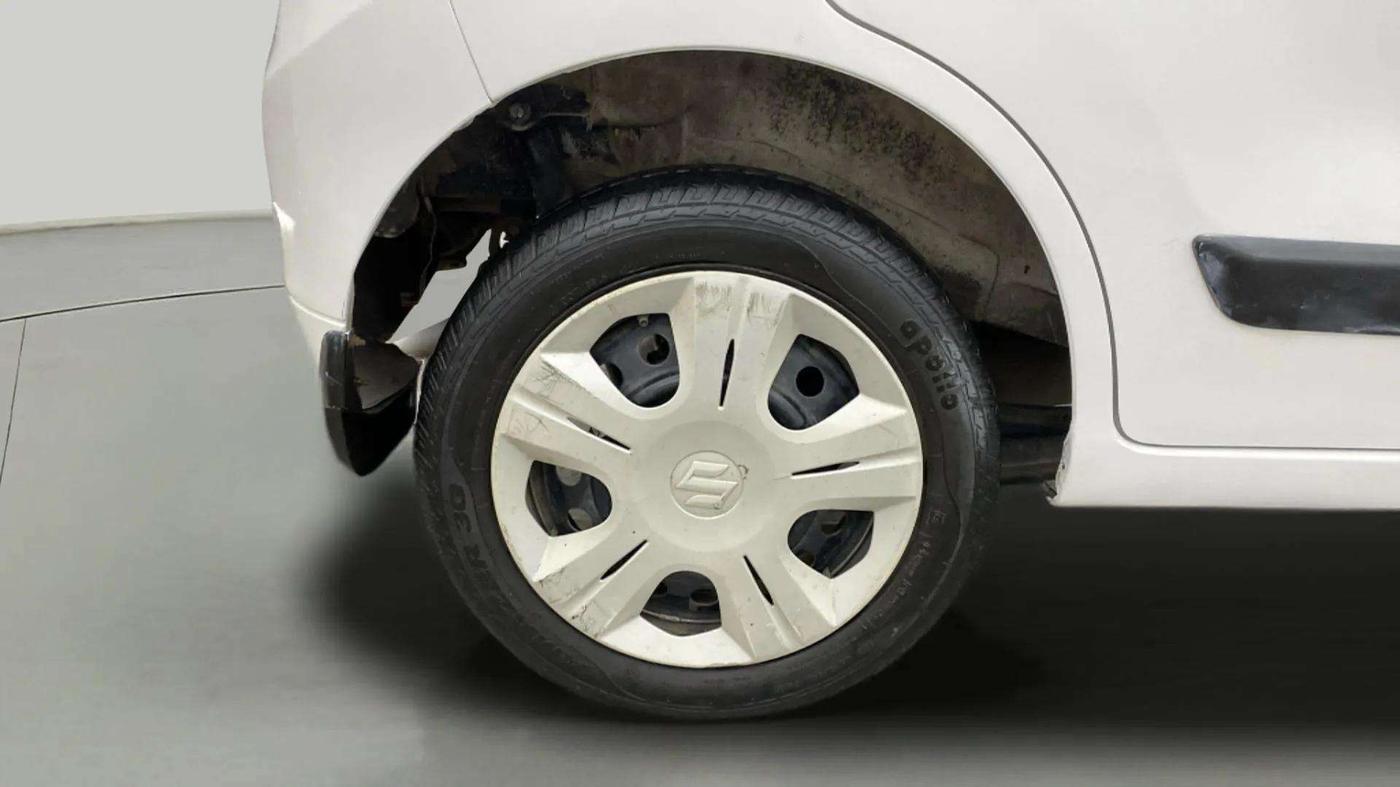 2015 Maruti Wagon R 1.0 VXI, Petrol, Manual, 53,176 km, Right Rear Wheel