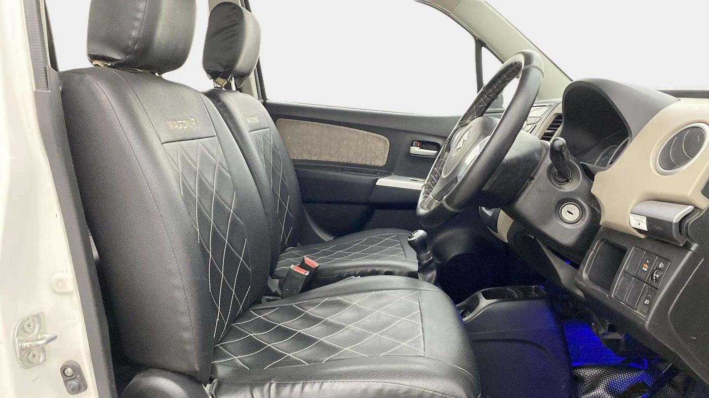 2015 Maruti Wagon R 1.0 VXI, Petrol, Manual, 53,176 km, Right Side Front Door Cabin