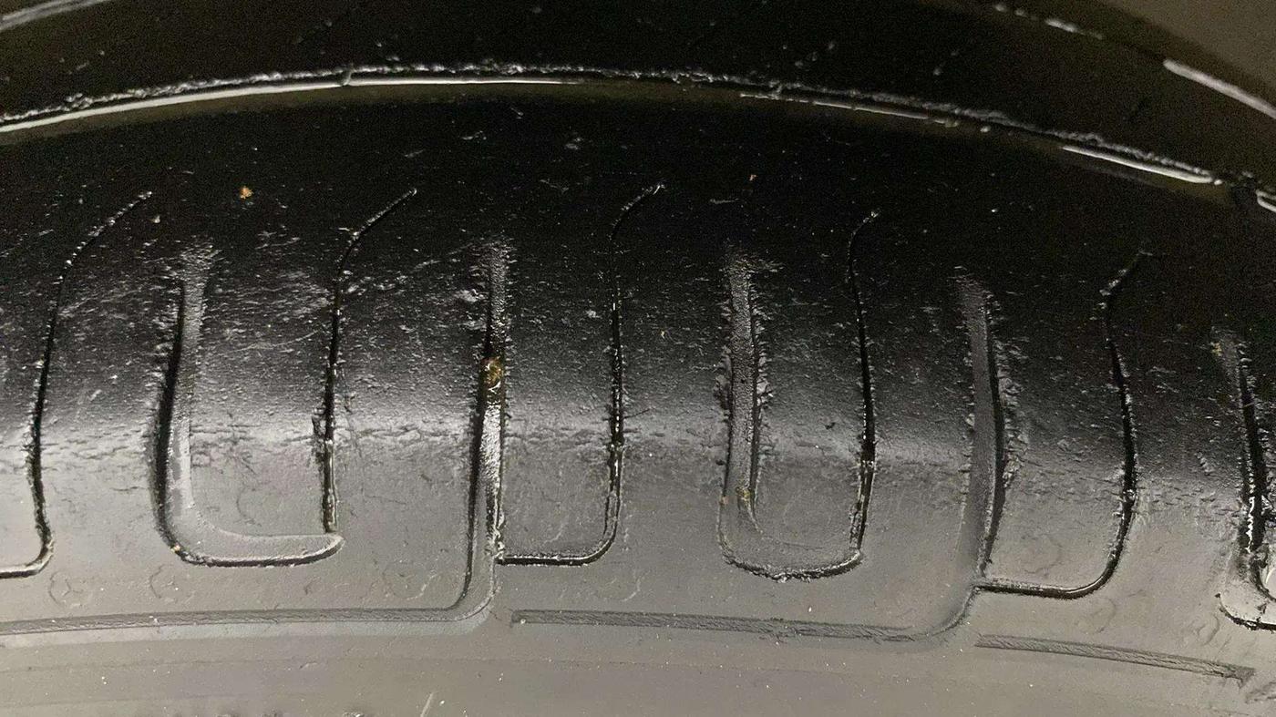 2014 Maruti Wagon R 1.0 LXI CNG, CNG, Manual, 71,798 km, Left Front Tyre Tread