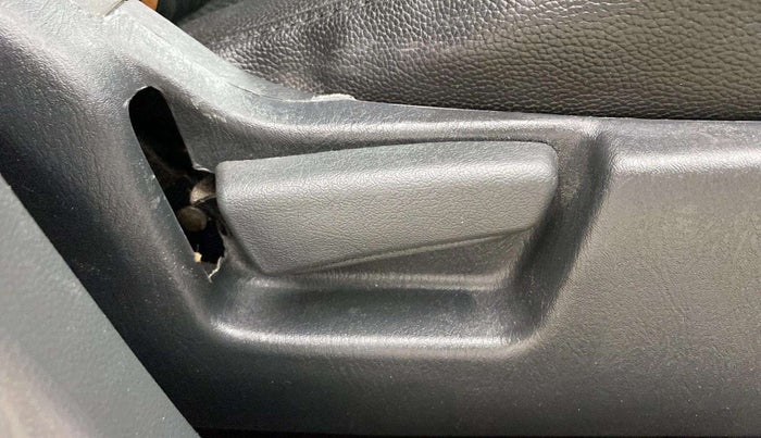 2018 Maruti Alto K10 VXI (O) AMT, Petrol, Automatic, 33,345 km, Driver Side Adjustment Panel