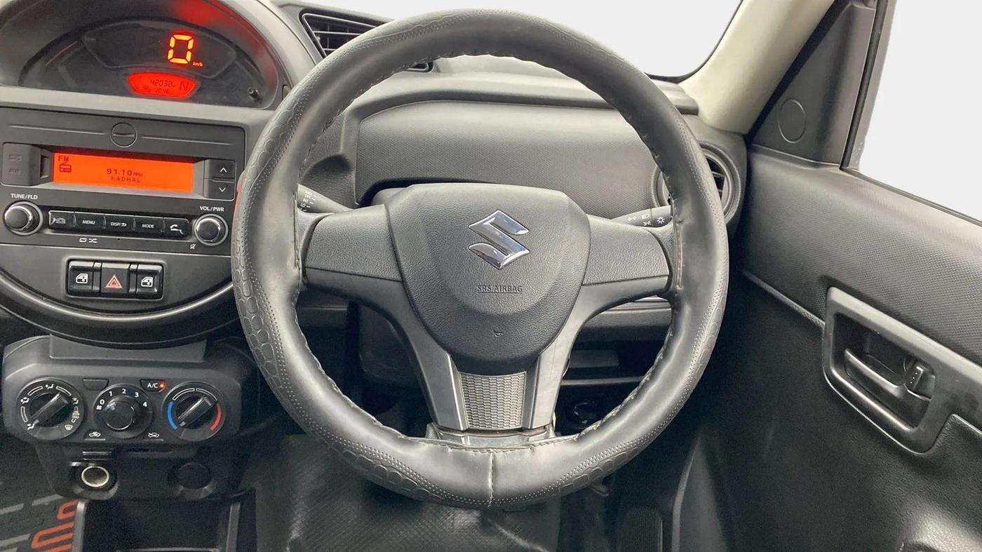 2021 Maruti S PRESSO VXI AMT, Petrol, Automatic, 42,172 km, Steering Wheel Close Up