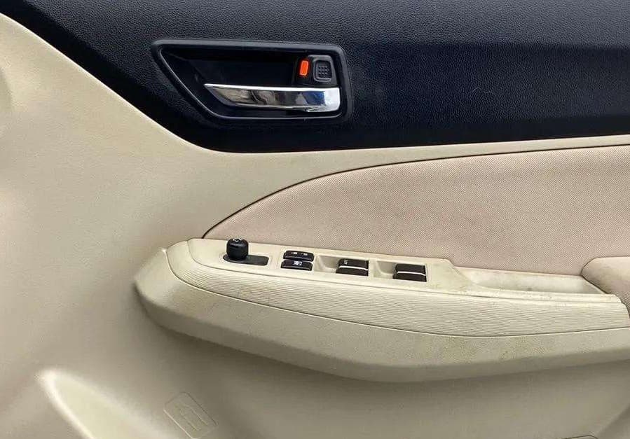 2018 Maruti Dzire VXI, Petrol, Manual, 41,635 km, Driver Side Door Panels Control