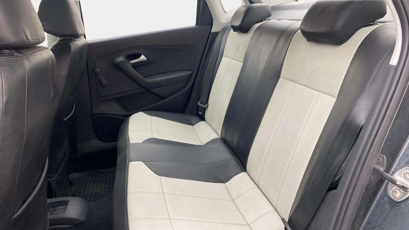 2018 Volkswagen Ameo TRENDLINE 1.0L, Petrol, Manual, 62,537 km, Right Side Rear Door Cabin