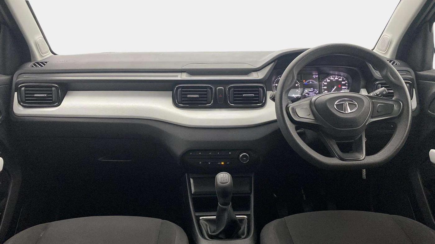 2022 Tata PUNCH PURE MT, Petrol, Manual, 34,591 km, Dashboard