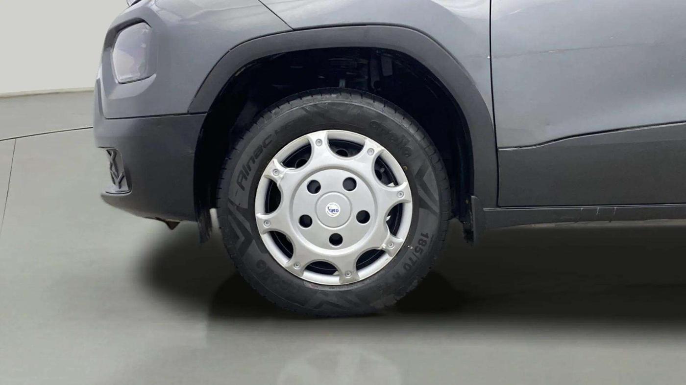 2022 Tata PUNCH PURE MT, Petrol, Manual, 34,591 km, Left Front Wheel