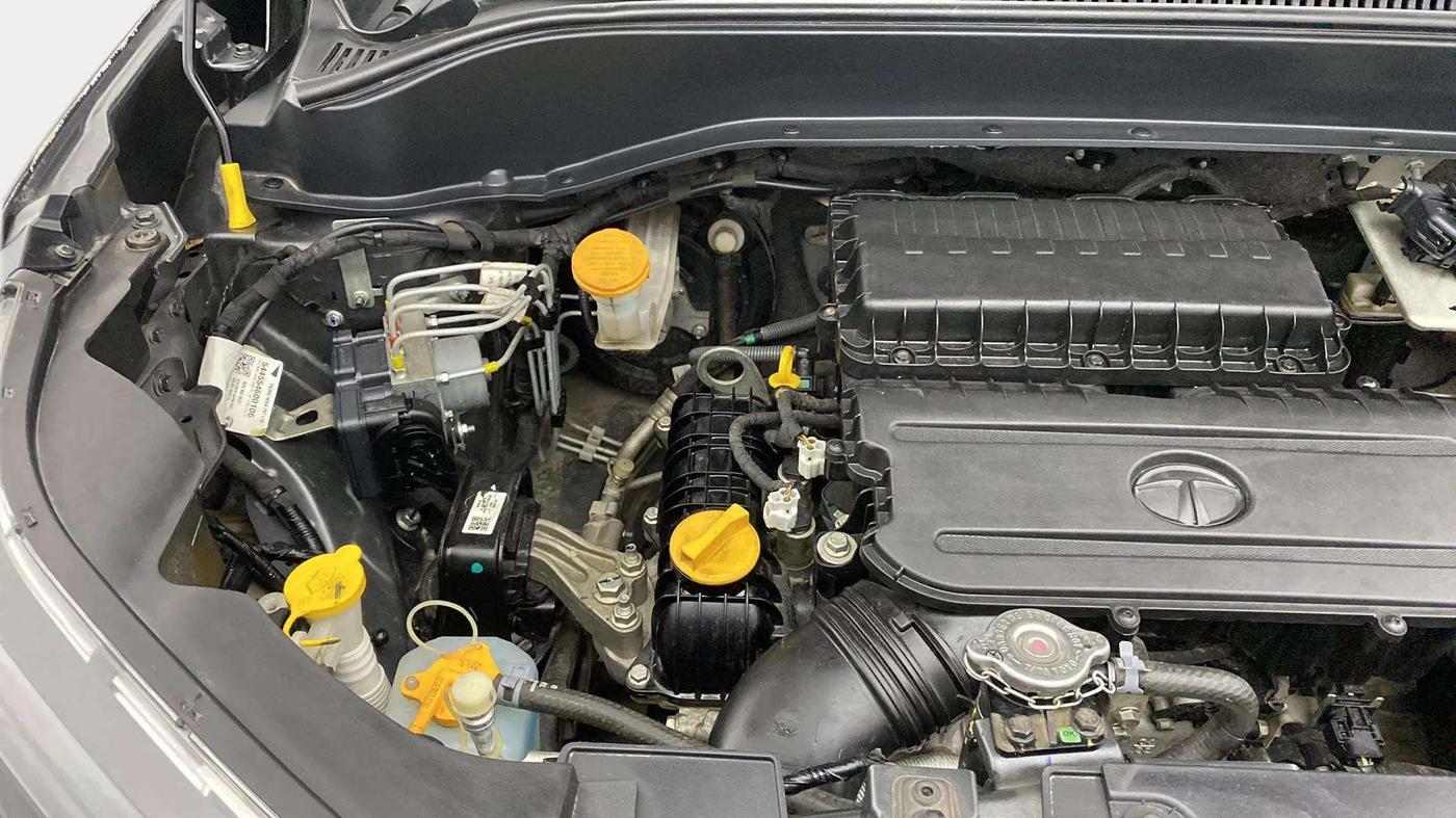 2022 Tata PUNCH PURE MT, Petrol, Manual, 34,591 km, Engine View - Right
