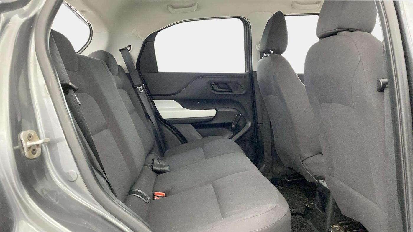2022 Tata PUNCH PURE MT, Petrol, Manual, 34,591 km, Right Side Rear Door Cabin