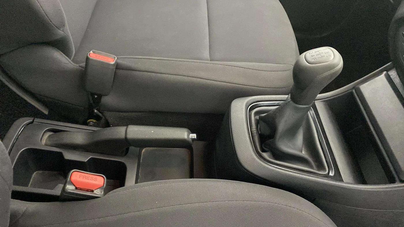 2022 Tata PUNCH PURE MT, Petrol, Manual, 34,591 km, Gear Lever