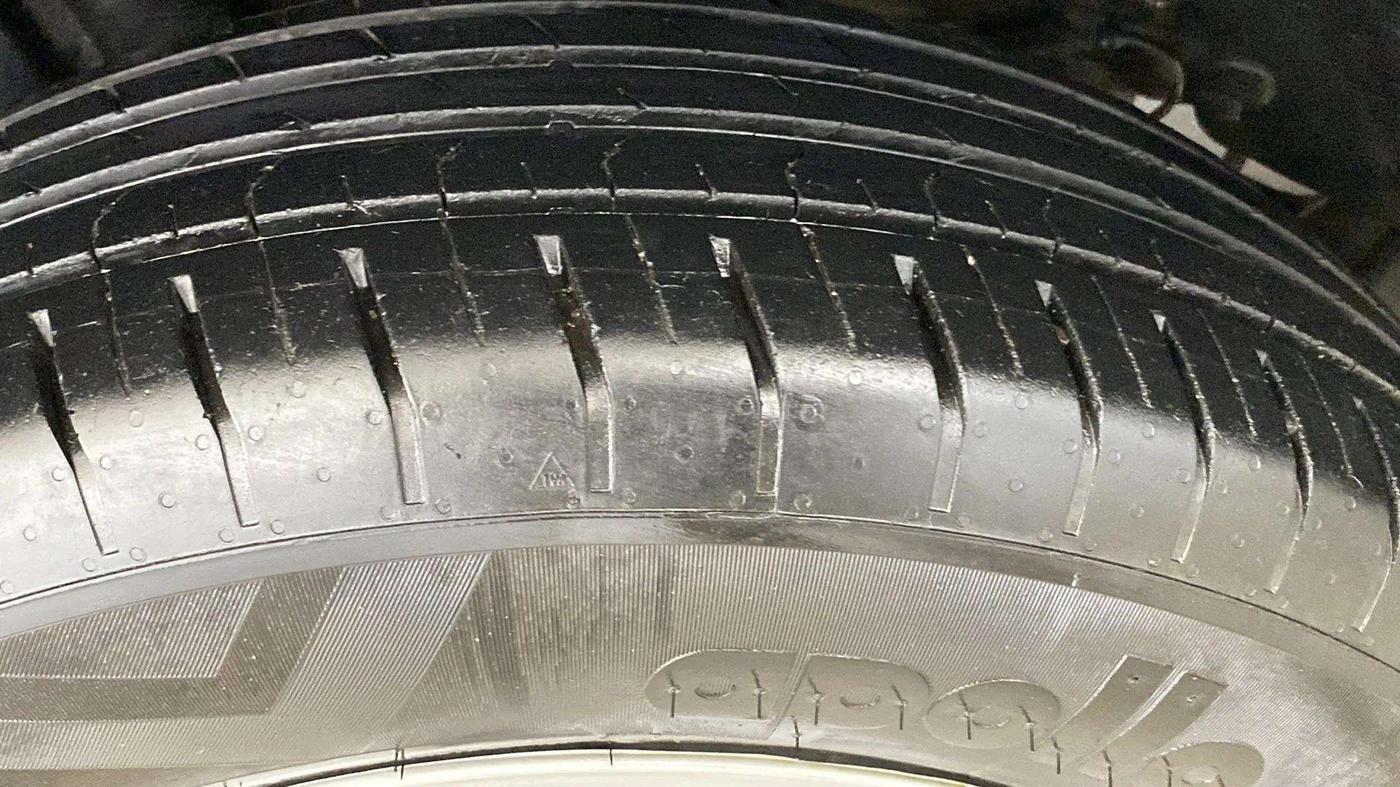 2022 Tata PUNCH PURE MT, Petrol, Manual, 34,591 km, Left Front Tyre Tread