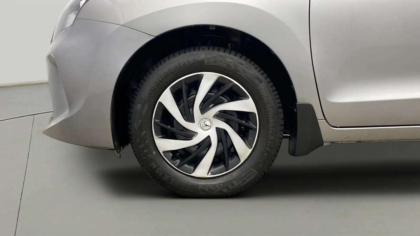 2020 Maruti Baleno DELTA CVT PETROL 1.2, Petrol, Automatic, 55,879 km, Left Front Wheel
