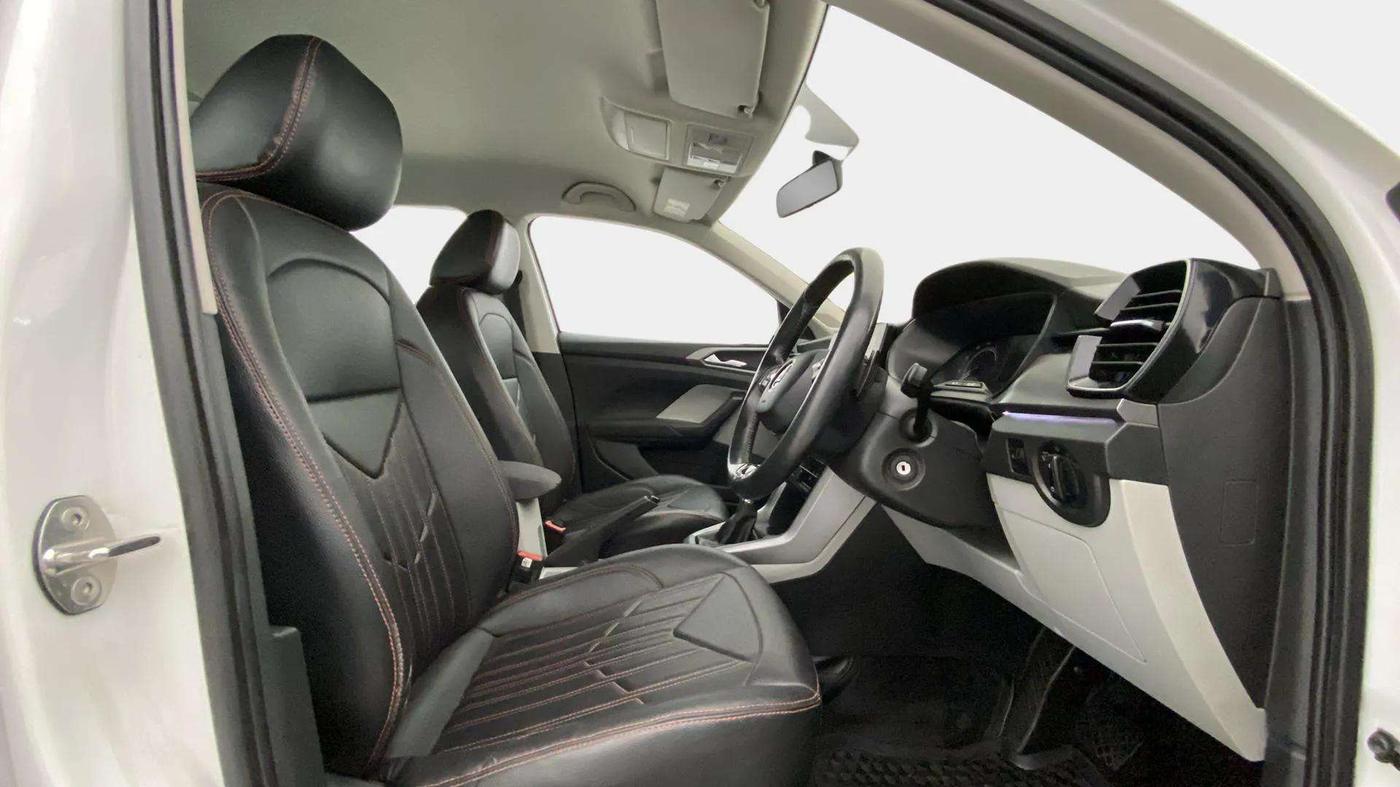 2021 Skoda KUSHAQ AMBITION 1.0L TSI AT, Petrol, Automatic, 65,704 km, Right Side Front Door Cabin
