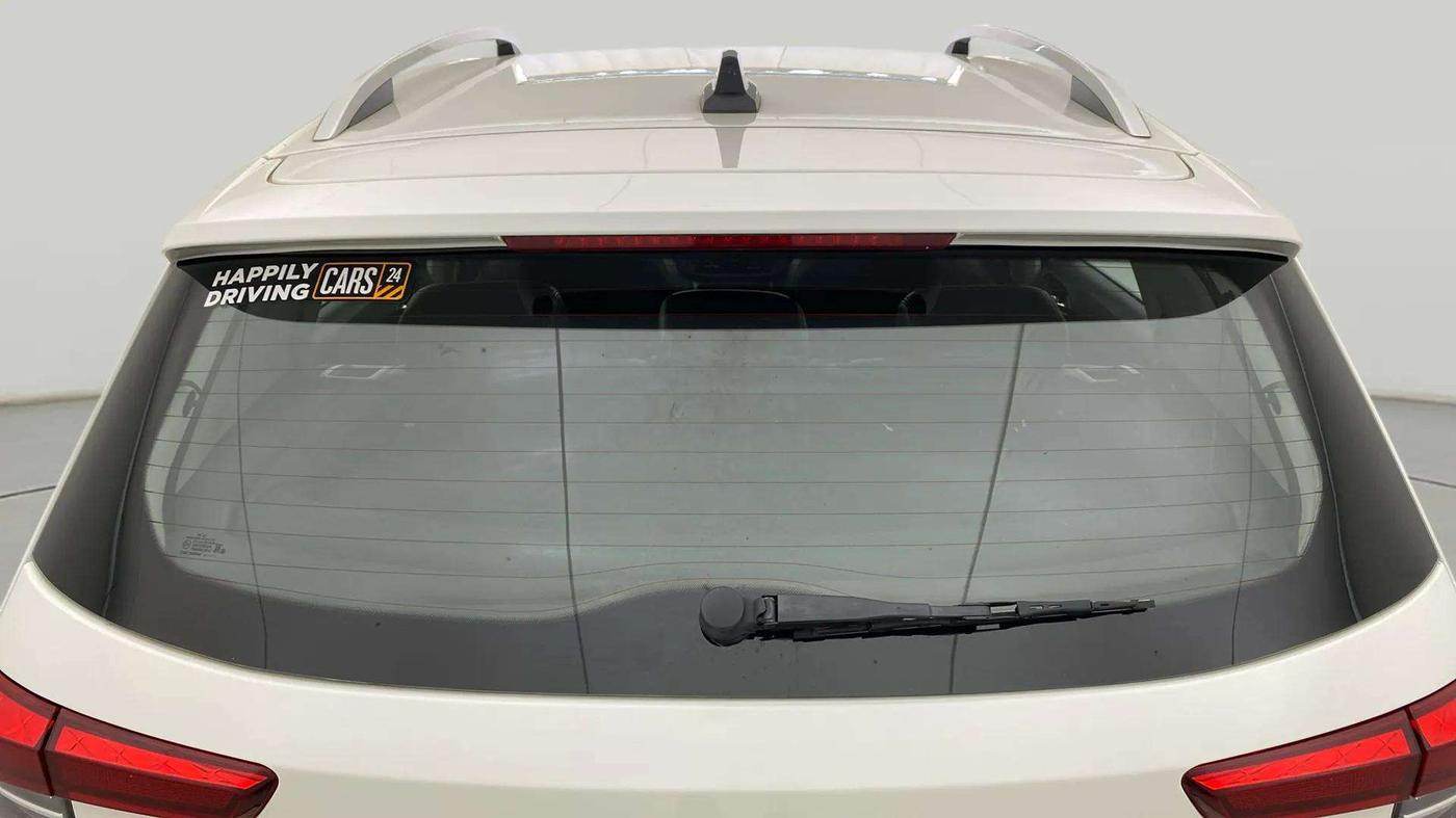 2021 Skoda KUSHAQ AMBITION 1.0L TSI AT, Petrol, Automatic, 65,704 km, Rear Windshield