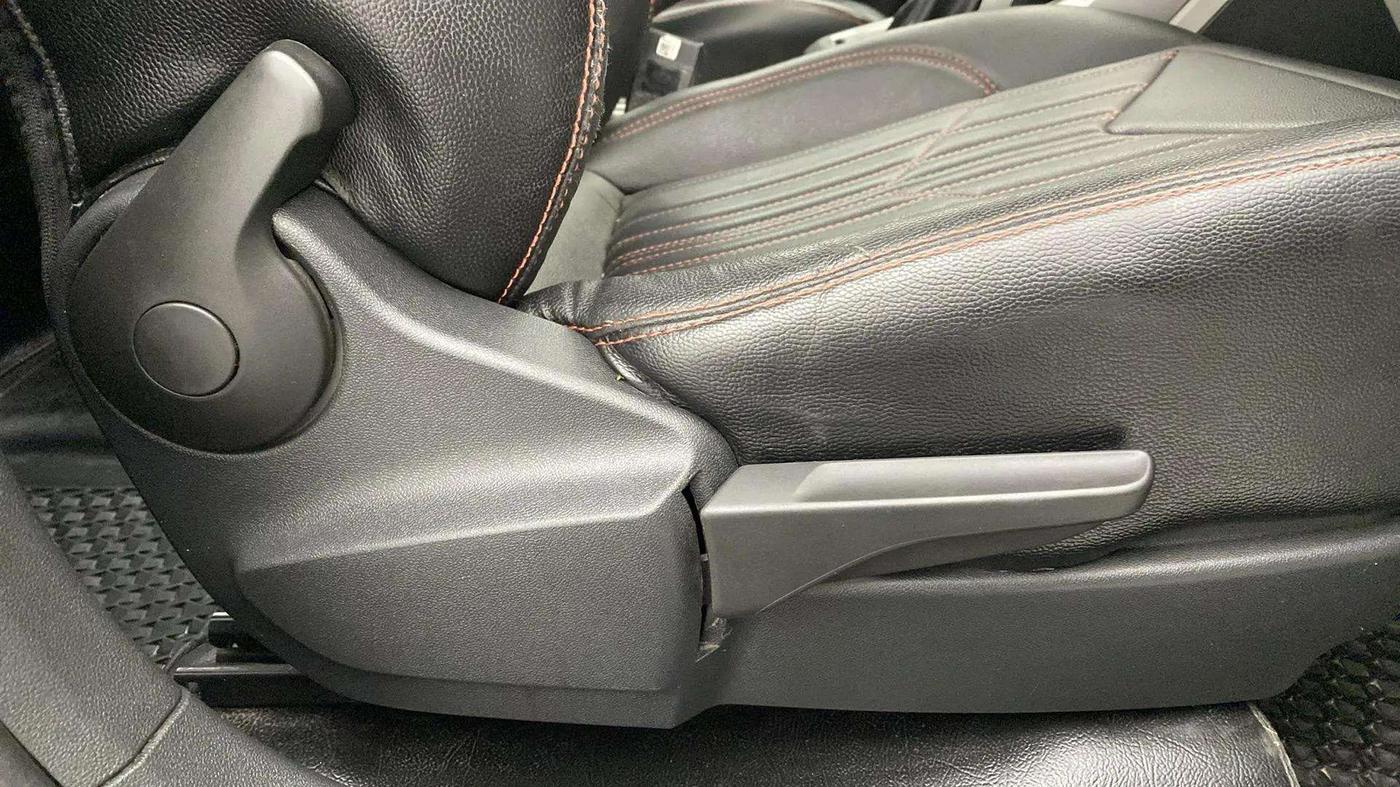 2021 Skoda KUSHAQ AMBITION 1.0L TSI AT, Petrol, Automatic, 65,704 km, Driver Side Adjustment Panel