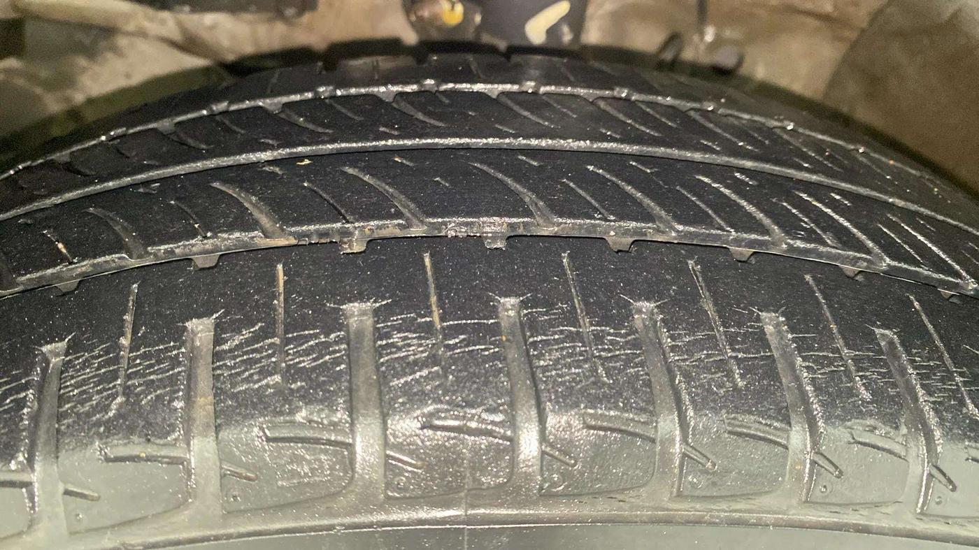 2015 Honda City 1.5L I-VTEC V MT, Petrol, Manual, 23,175 km, Left Front Tyre Tread