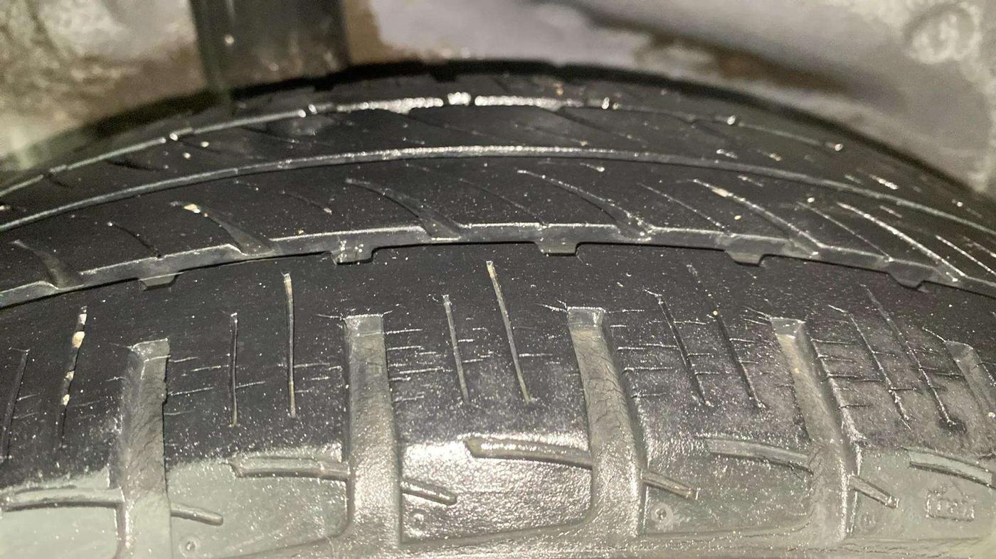 2015 Honda City 1.5L I-VTEC V MT, Petrol, Manual, 23,175 km, Right Rear Tyre Tread