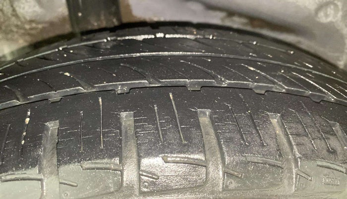 2015 Honda City 1.5L I-VTEC V MT, Petrol, Manual, 23,175 km, Right Rear Tyre Tread