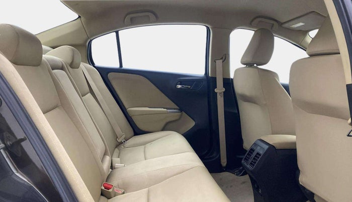 2015 Honda City 1.5L I-VTEC V MT, Petrol, Manual, 23,175 km, Right Side Rear Door Cabin