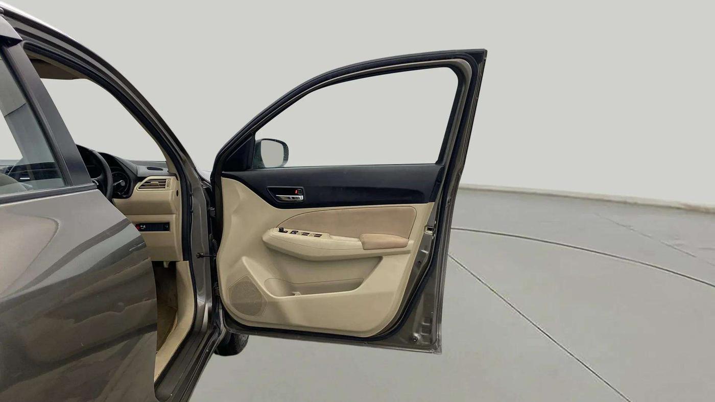 2022 Maruti Dzire VXI CNG, CNG, Manual, 40,265 km, RHS Front Door